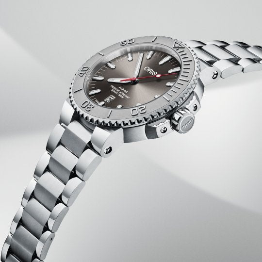  Shop Authentic Oris Aquis Date Relief Grey Dial Silver Steel Strap Watch for Men - 0173377304153-0782405PEB - Luxxuri