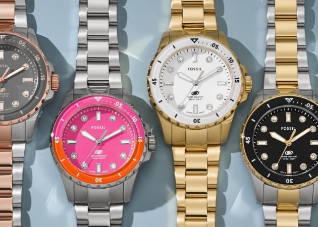  Shop Authentic Fossil Blue Dive Analog Pink Dial Silver Steel Strap Watch For Women - ES5351 - Luxxuri