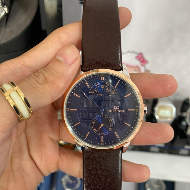 Shop Authentic Tommy Hilfiger Hunter Blue Dial Brown Leather Strap Watch for Men - 1791605 - Luxxuri