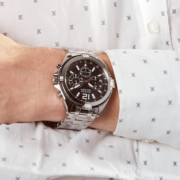  Shop Authentic Guess Surge Chronograph Black Dial Silver Steel Strap Watch for Men - W1258G1 - Luxxuri