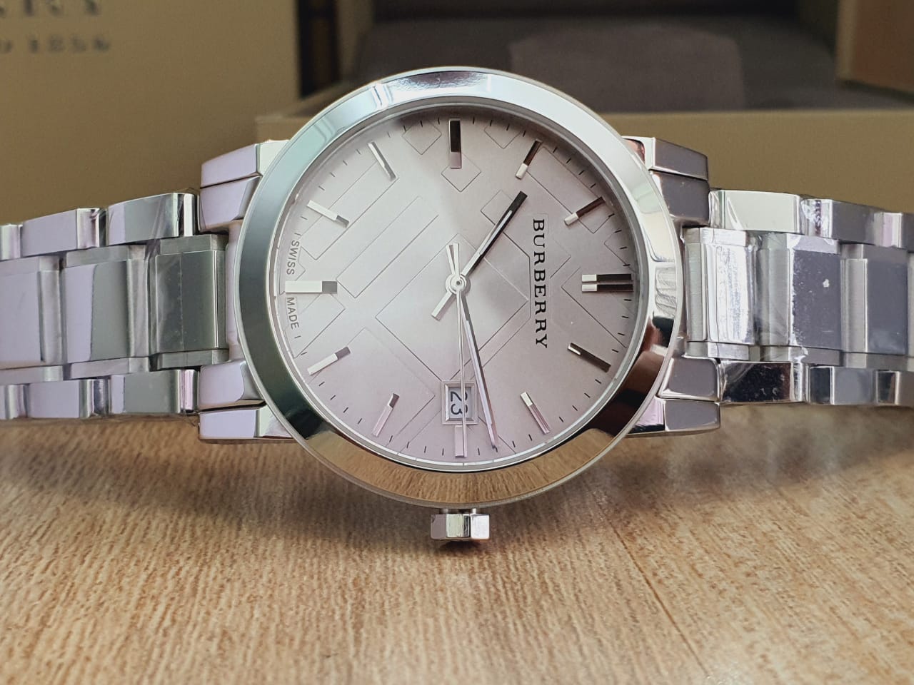  Shop Authentic Burberry The City Silver Dial Silver Steel Strap Watch for Women - BU9035 - Luxxuri
