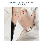  Shop Authentic Daniel Wellington Quadro Pressed Melrose Pink Dial Pink Mesh Bracelet Watch For Women - DW00100510 - Luxxuri