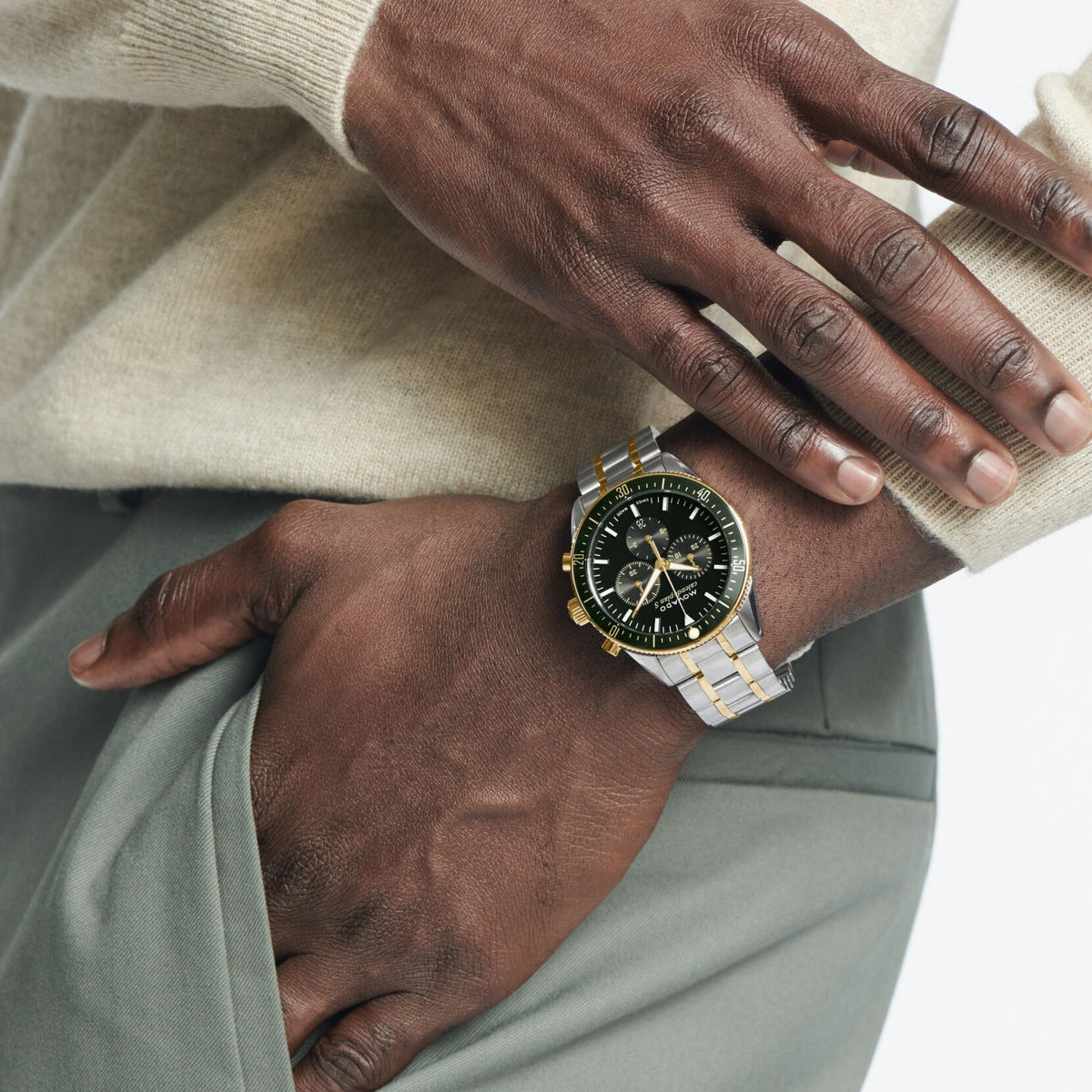  Shop Authentic Movado Heritage Calendoplan Chronograph Green Dial Two Tone Steel Strap Watch For Men - 3650167 - Luxxuri