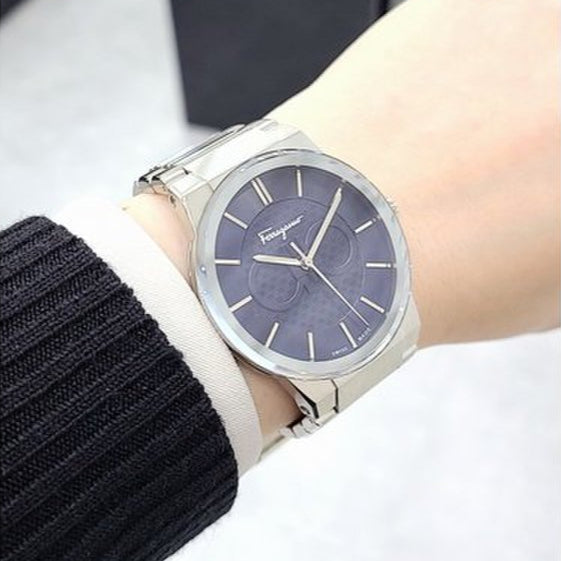  Shop Authentic Salvatore Ferragamo Sapphire Blue Dial Silver Steel Strap Watch for Men - SFHP006-20 - Luxxuri