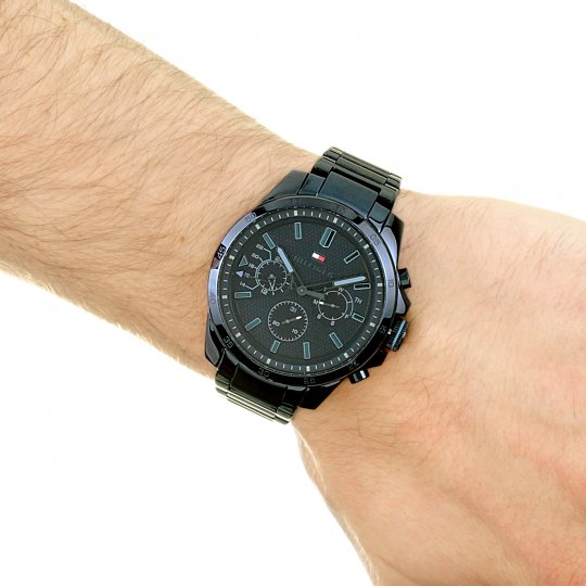  Shop Authentic Tommy Hilfiger Decker Chronograph Blue Dial Blue Steel Strap Watch for Men - 1791560 - Luxxuri