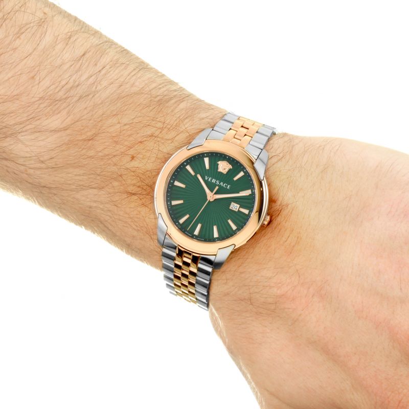  Shop Authentic Versace V-Urban Green Dial Two Tone Steel Strap Watch for Men - VELQ00619 - Luxxuri
