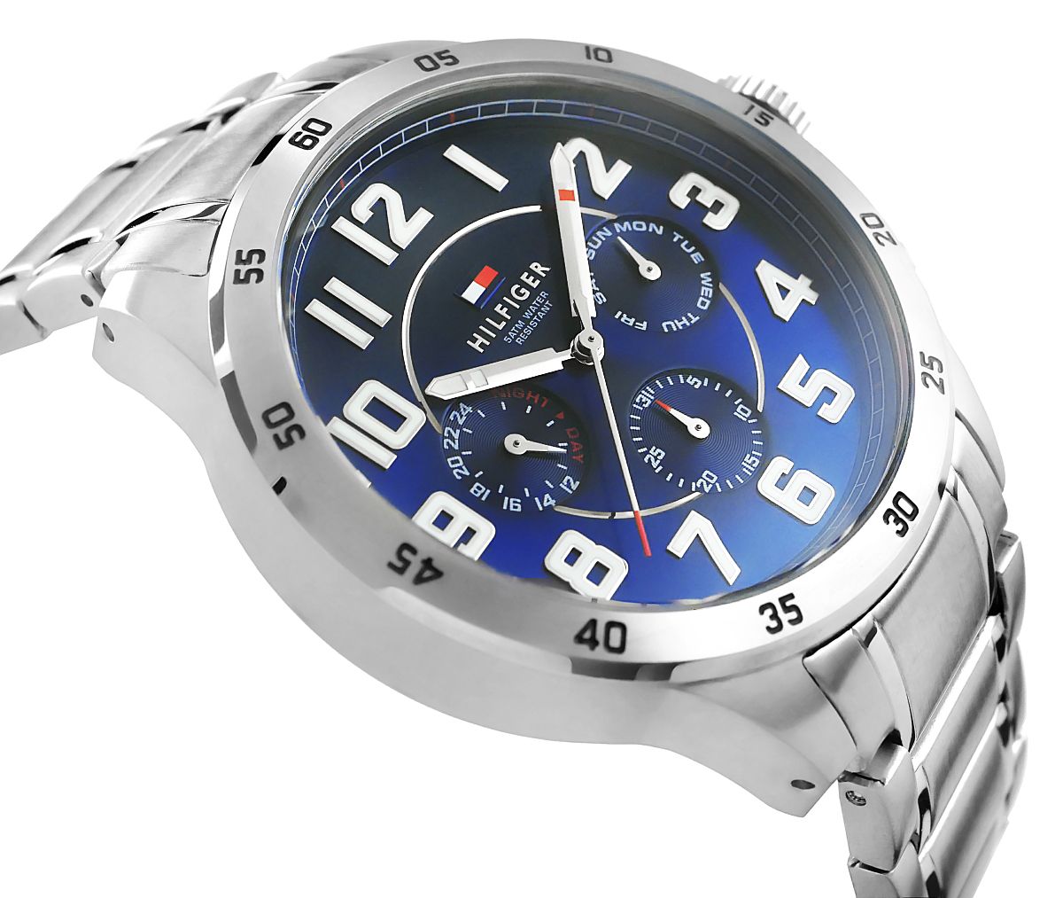  Shop Authentic Tommy Hilfiger Trent Chronograph Blue Dial Silver Steel Strap Watch for Men - 1791053 - Luxxuri