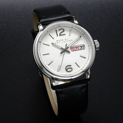  Shop Authentic Marc Jacobs Fergus White Dial Black Leather Strap Watch for Men - MBM5076 - Luxxuri