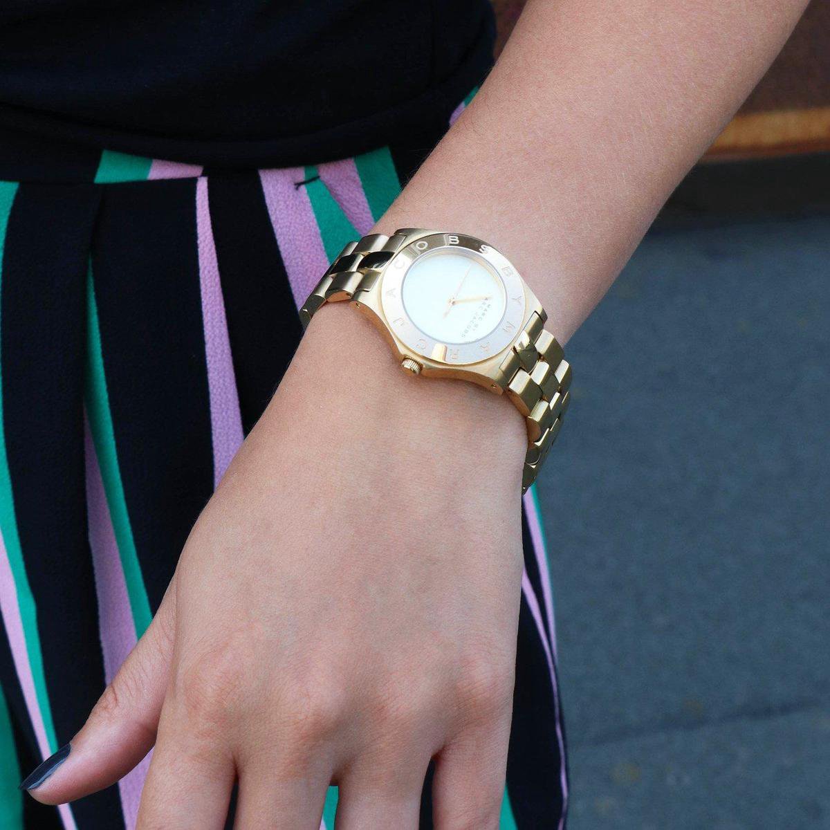  Shop Authentic Marc Jacobs Blade Gold Dial Gold Steel Strap Watch for Women - MBM3126 - Luxxuri