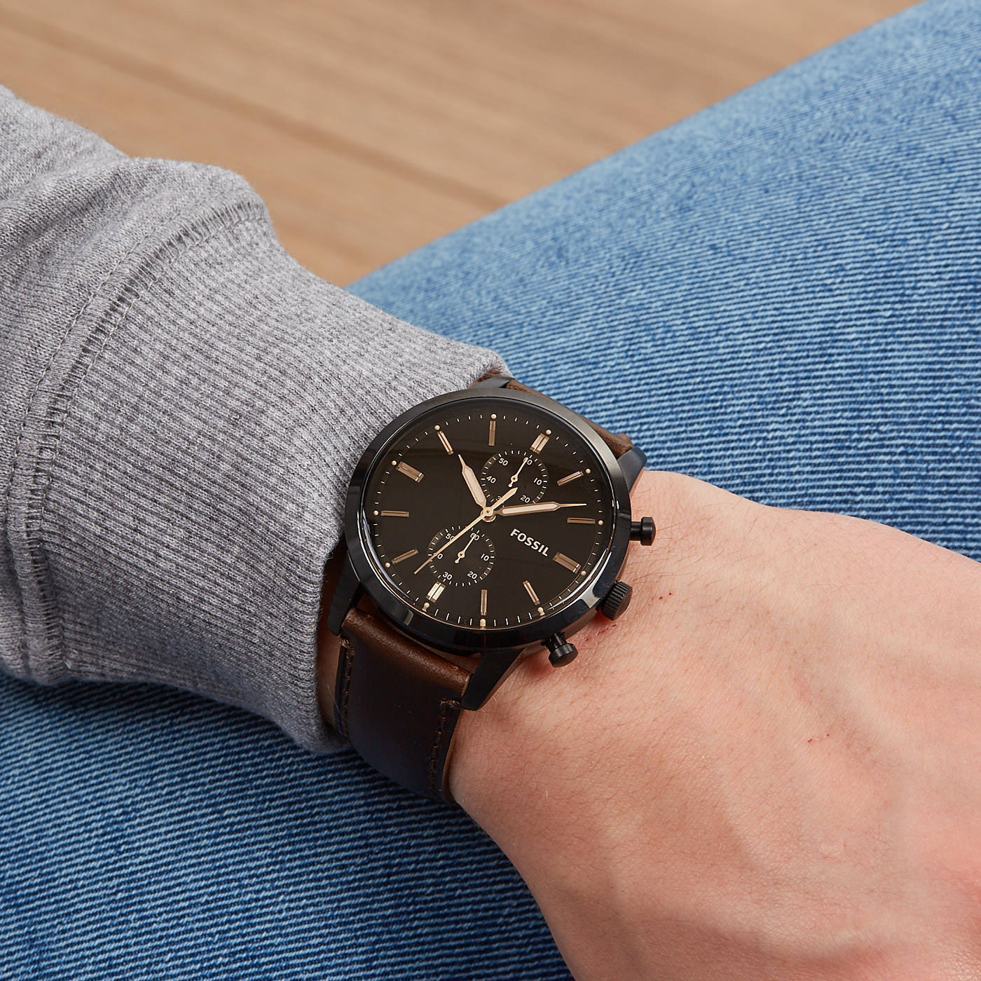  Shop Authentic Fossil Townsman Chronograph Black Dial Brown Leather Strap Watch for Men - FS5437 - Luxxuri