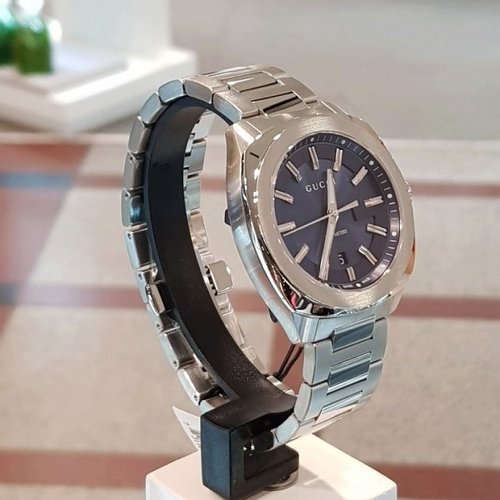  Shop Authentic Gucci GG2570 Quartz Blue Dial Silver Steel Strap Watch For Men - YA142303 - Luxxuri