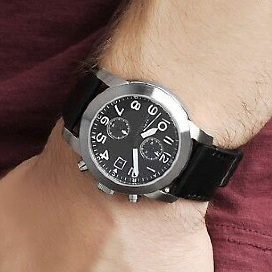  Shop Authentic Marc Jacobs Larry Chronograph Black Dial Black Leather Strap Watch for Men - MBM5033 - Luxxuri