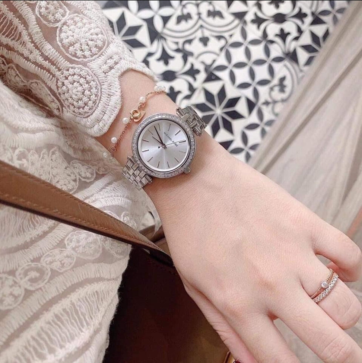  Shop Authentic Michael Kors Darci Silver Dial Silver Steel Strap Watch for Women - MK3294 - Luxxuri