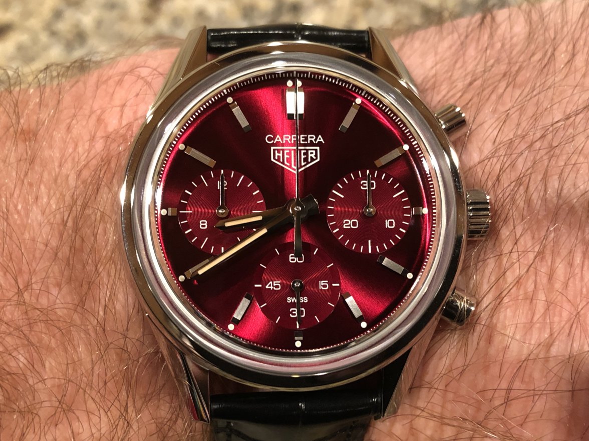  Shop Authentic Tag Heuer Carrera Automatic Chronograph Red Dial Black Leather Strap Watch for Men - CBK221G.FC6479 - Luxxuri