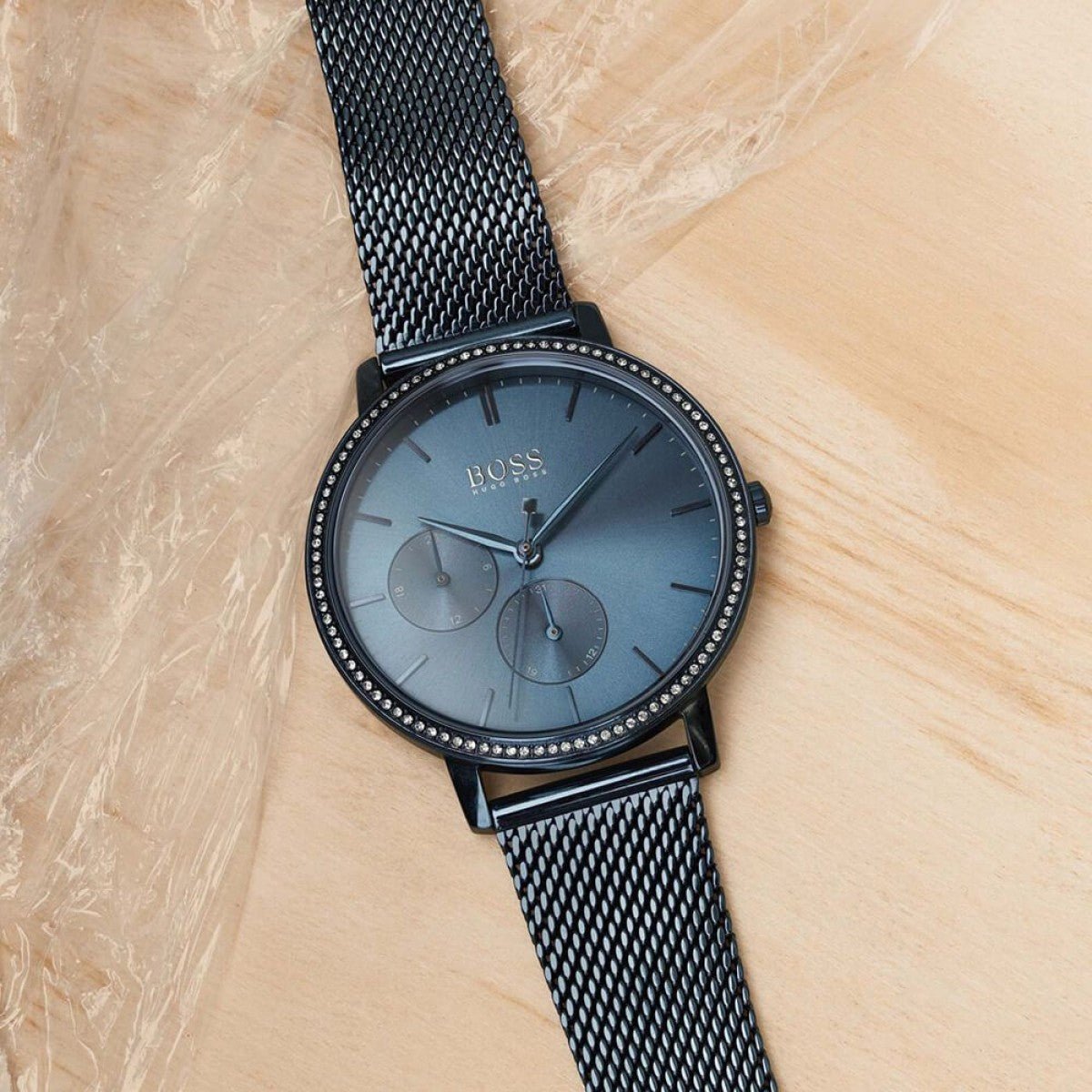  Shop Authentic Hugo Boss Infinity Blue Dial Blue Mesh Bracelet Watch for Women - 1502518 - Luxxuri