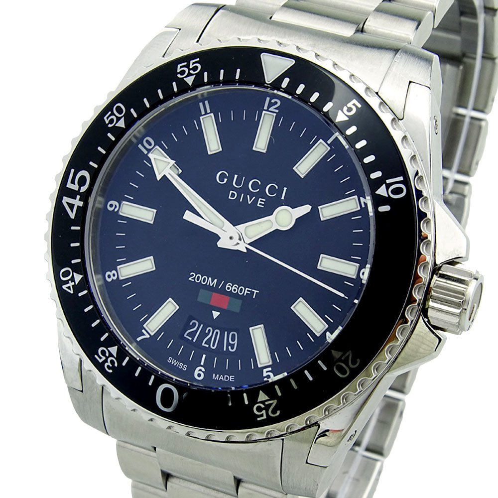 Shop Authentic Gucci Dive Quartz Black Dial Silver Steel Strap Watch For Men - YA136301 - Luxxuri
