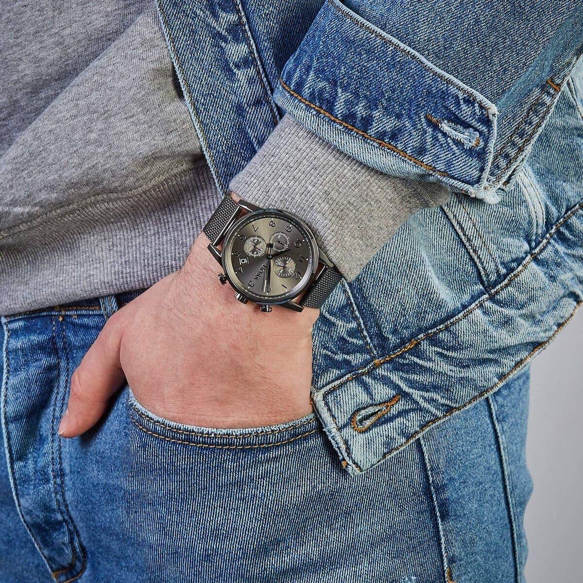  Shop Authentic Hugo Boss Navigator Grey Dial Grey Mesh Bracelet Watch for Men - 1513674 - Luxxuri