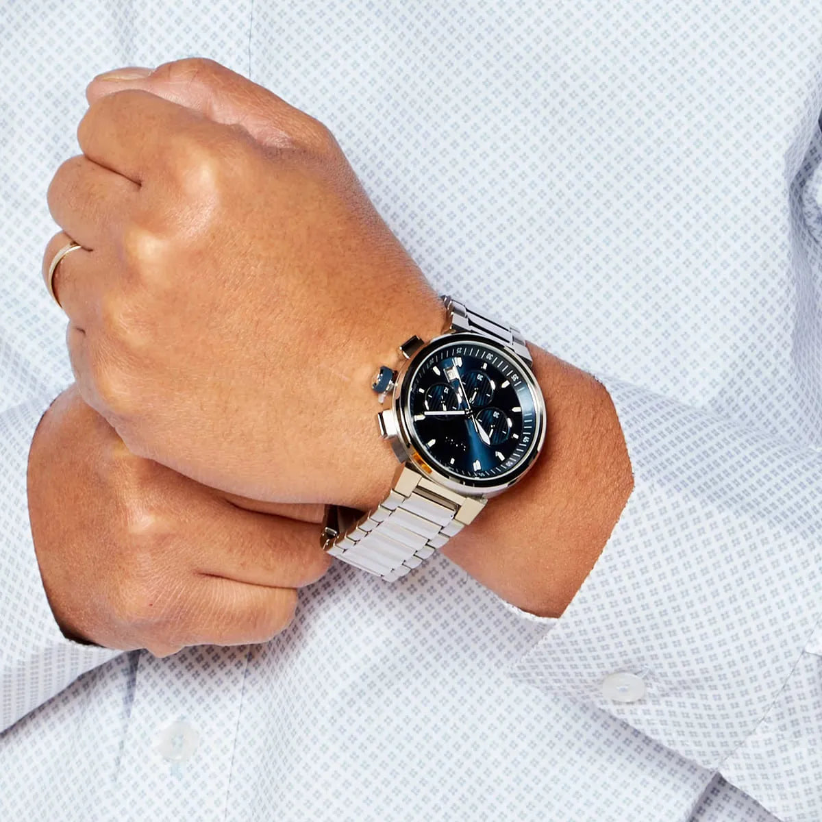  Shop Authentic Hugo Boss One Chronograph Blue Dial Silver Steel Strap Watch For Men - 1513999 - Luxxuri