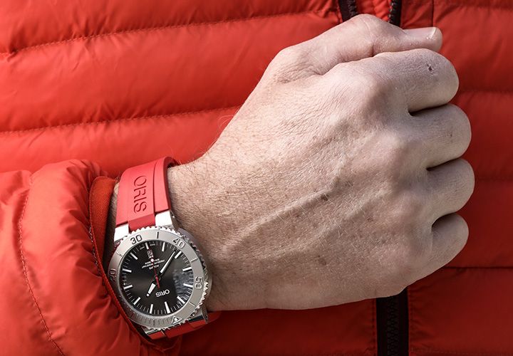  Shop Authentic Oris Aquis Date Relief Grey Dial Red Rubber Strap Watch for Men - 0173377304153-0742466EB - Luxxuri