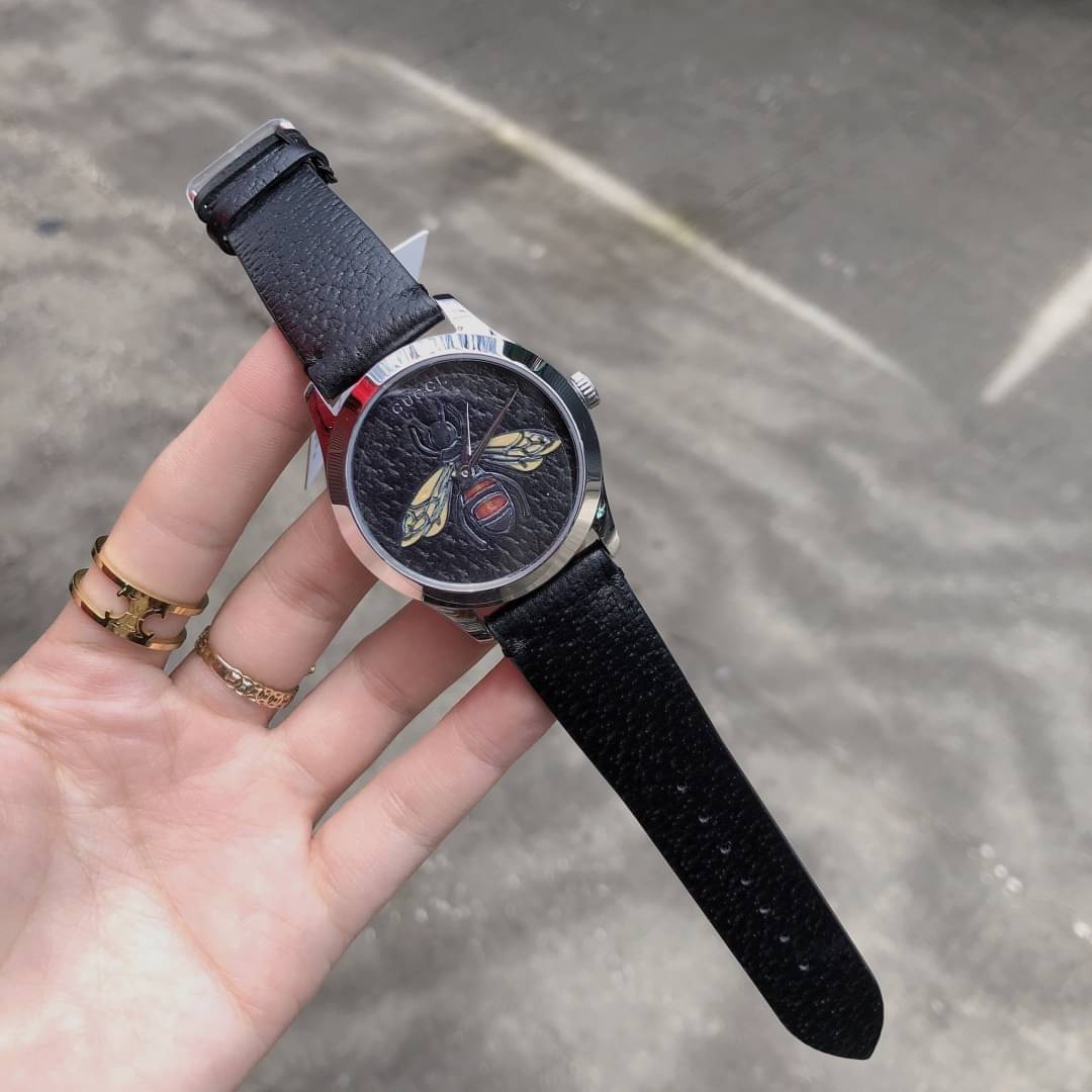  Shop Authentic Gucci G Timeless Bee Black Dial Black Leather Strap Watch For Women - YA1264067 - Luxxuri