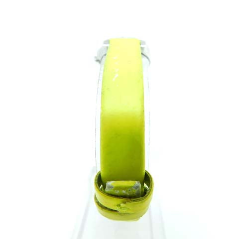  Shop Authentic Marc Jacobs Henry White Dial Neon Yellow Rubber Strap Watch for Women - MBM1235 - Luxxuri