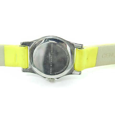  Shop Authentic Marc Jacobs Henry White Dial Neon Yellow Rubber Strap Watch for Women - MBM1235 - Luxxuri
