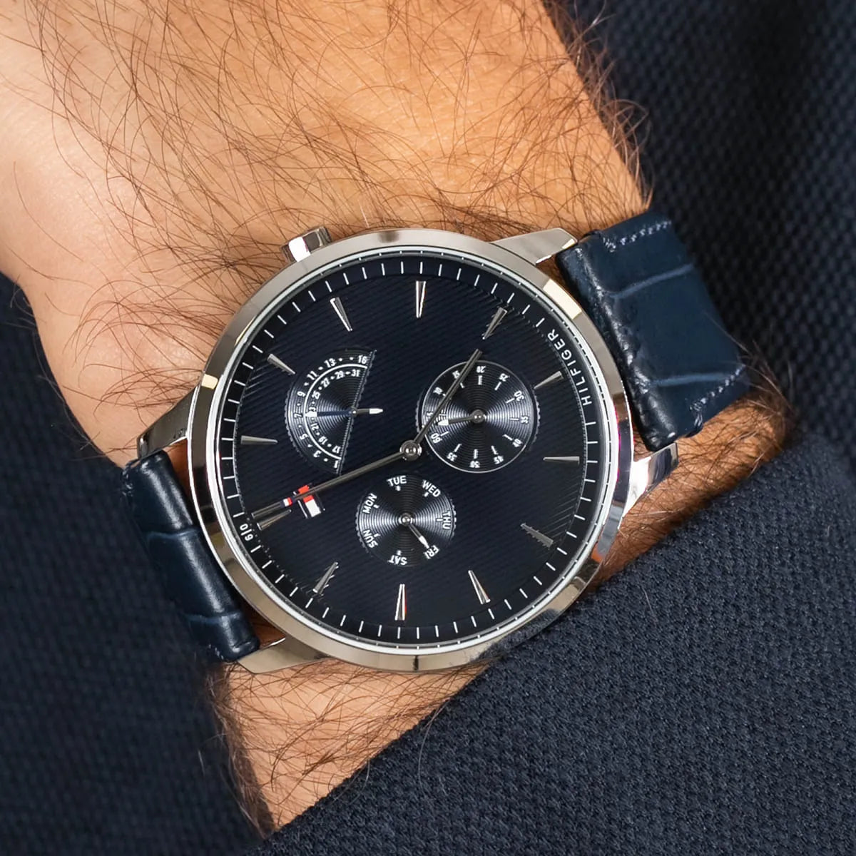  Shop Authentic Tommy Hilfiger Brad Chronograph Quartz Blue Dial Blue Leather Strap Watch For Men - 1710387 - Luxxuri