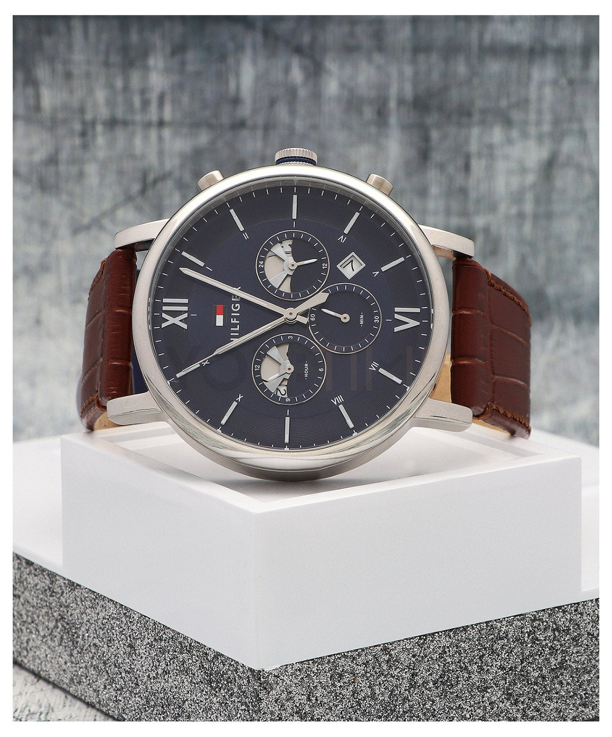  Shop Authentic Tommy Hilfiger Evan Chronograph Blue Dial Brown Leather Strap Watch for Men - 1710393 - Luxxuri