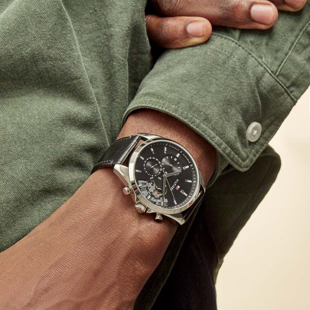  Shop Authentic Tommy Hilfiger Baker Chronograph Black Dial Black Leather Strap Watch For Men - 1710449 - Luxxuri