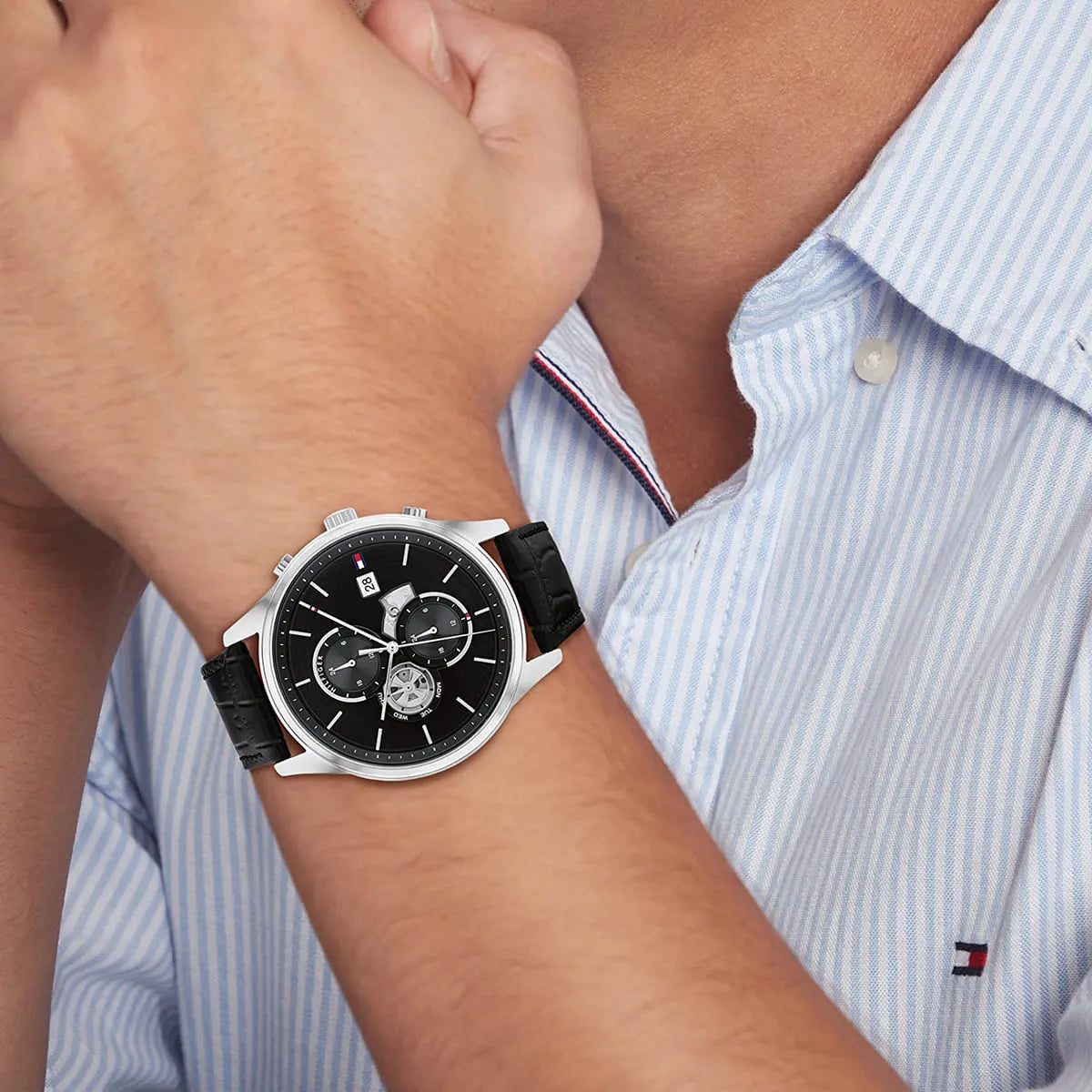  Shop Authentic Tommy Hilfiger Weston Chronograph Black Dial Black Leather Strap Watch For Men - 1710502 - Luxxuri