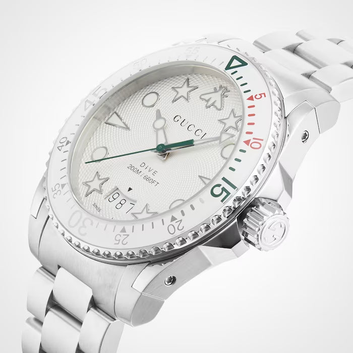  Shop Authentic Gucci Dive Quartz White Dial Silver Steel Strap Watch For Men - YA136336 - Luxxuri