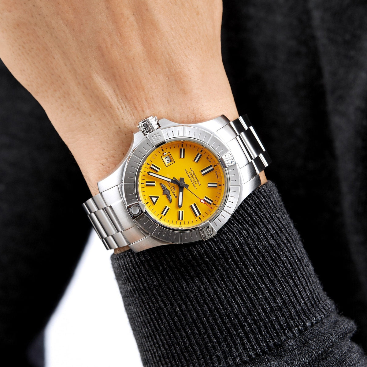  Shop Authentic Breitling Avenger Automatic 45mm Seawolf Yellow Dial Silver Steel Strap Strap Watch for Men - A17319101/1A1 - Luxxuri