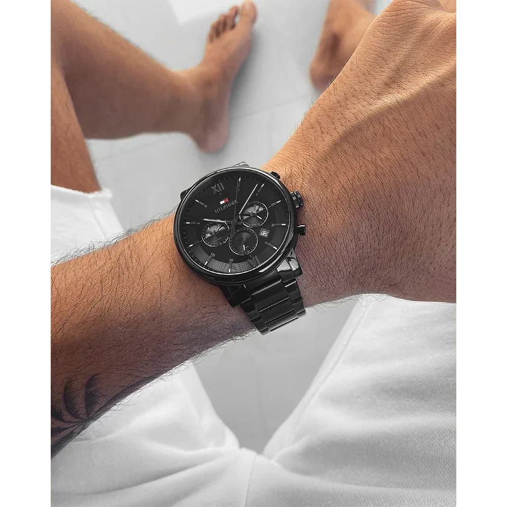  Shop Authentic Tommy Hilfiger Evan Chronograph Quartz Black Dial Black Steel Strap Watch For Men - 1710410 - Luxxuri