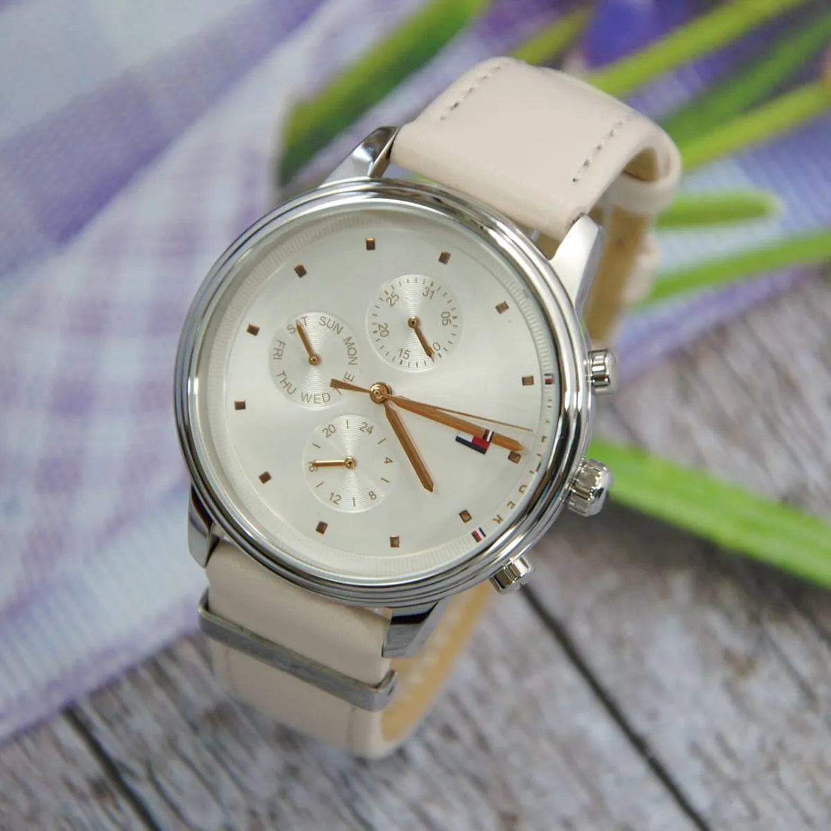  Shop Authentic Tommy Hilfiger Blake Chronograph Silver Dial Pink Leather Strap Watch For Women - 1781906 - Luxxuri
