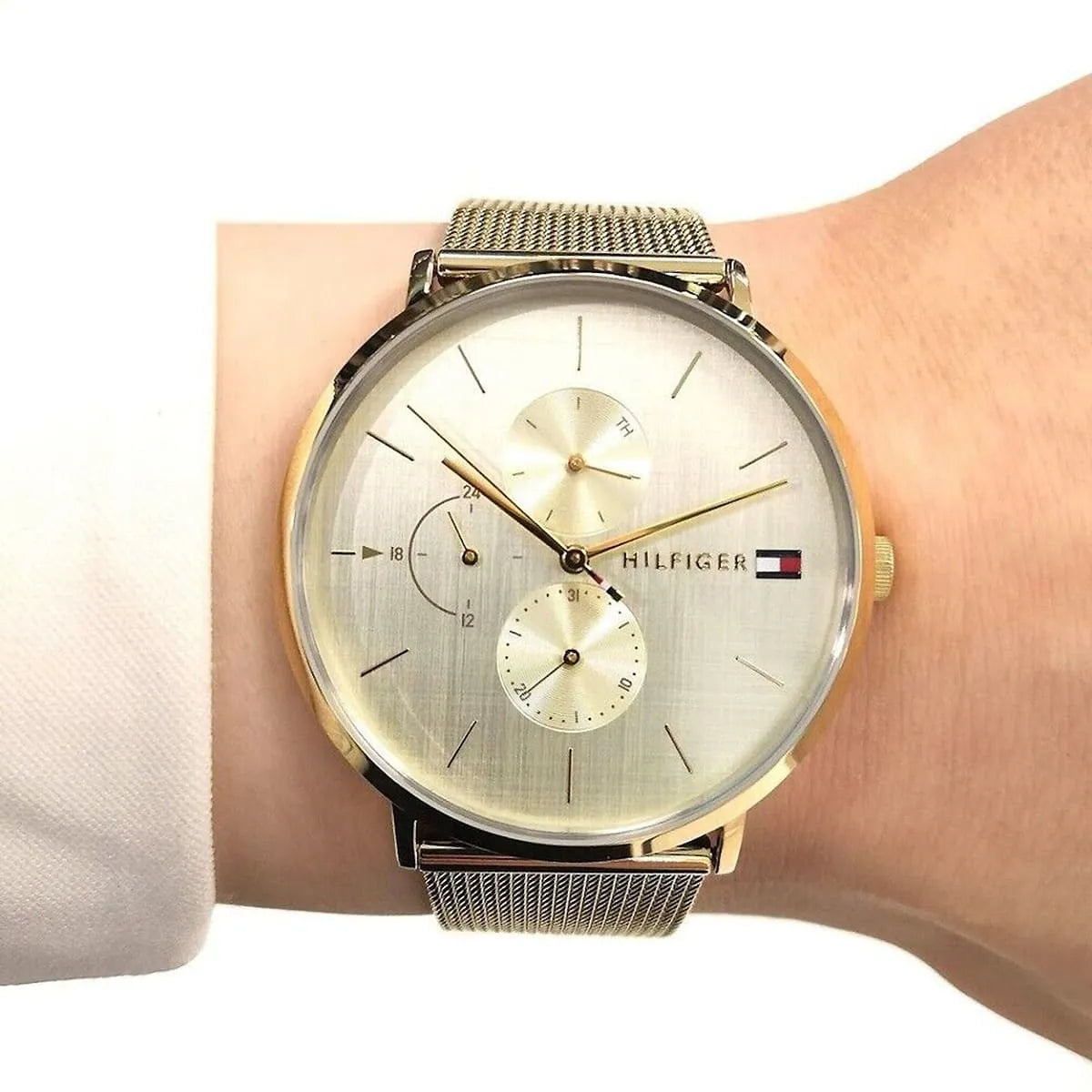  Shop Authentic Tommy Hilfiger Jenna Quartz White Dial Gold Mesh Bracelet Watch For Women - 1781943 - Luxxuri