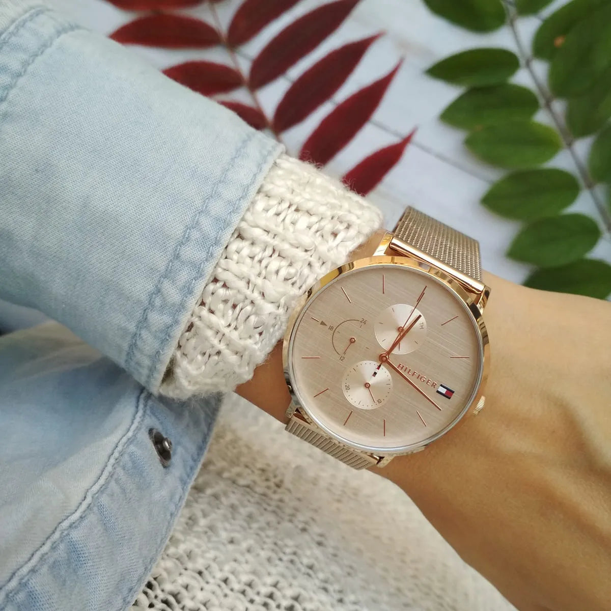  Shop Authentic Tommy Hilfiger Jenna Quartz Rose Gold Dial Rose Gold Mesh Bracelet Watch For Women - 1781944 - Luxxuri