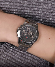  Shop Authentic Tommy Hilfiger Haven Chronograph Quartz Grey Dial Grey Steel Strap Watch For Women - 1782196 - Luxxuri