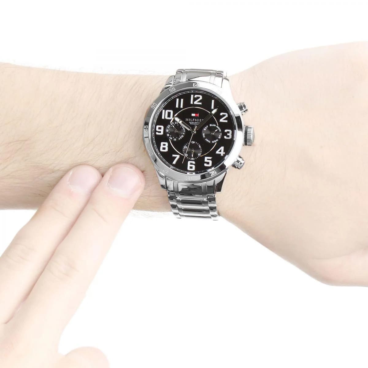  Shop Authentic Tommy Hilfiger Trent Chronograph Black Dial Silver Steel Strap Watch for Men - 1791054 - Luxxuri