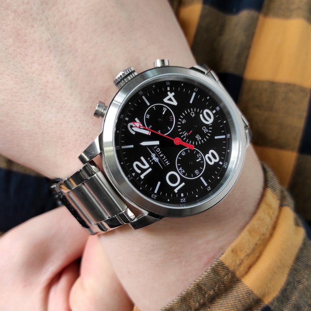  Shop Authentic Tommy Hilfiger Jake Chronograph Black Dial Silver Steel Strap Watch for Men - 1791234 - Luxxuri