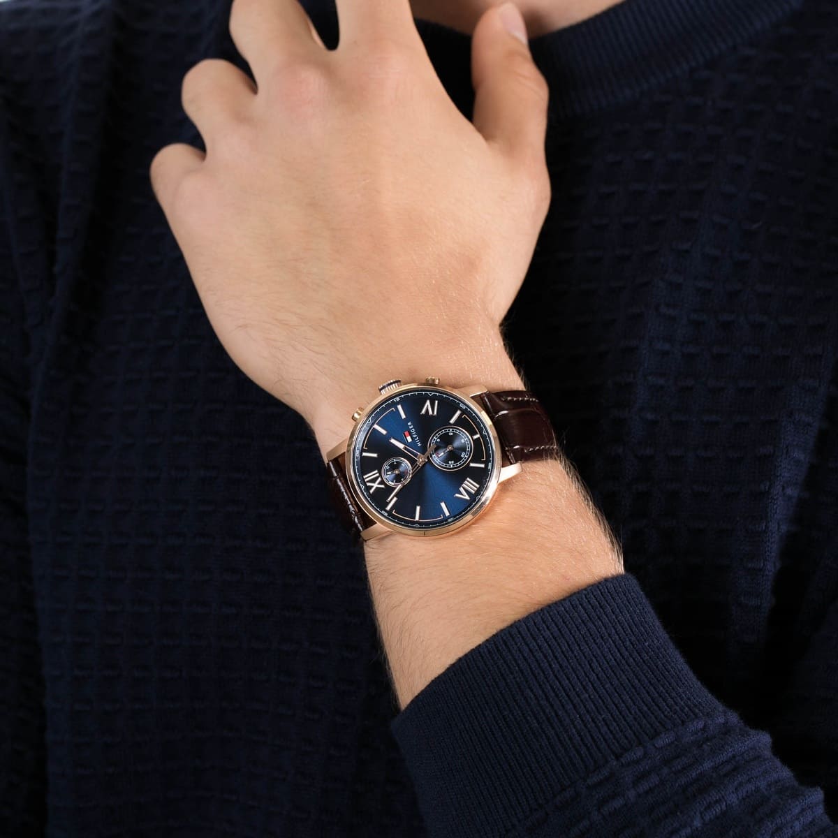  Shop Authentic Tommy Hilfiger Aiden Quartz Blue Dial Brown Leather Strap Watch for Men - 1791308 - Luxxuri