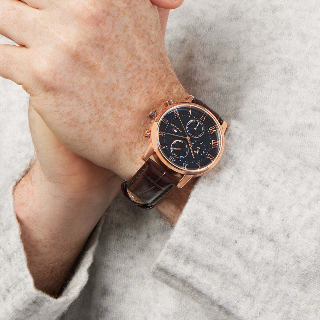  Shop Authentic Tommy Hilfiger Kane Chronograph Blue Dial Brown Leather Strap Watch for Men - 1791399 - Luxxuri