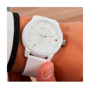  Shop Authentic Tommy Hilfiger Denim Analog White Dial White Rubber Strap Watch for Men - 1791481 - Luxxuri