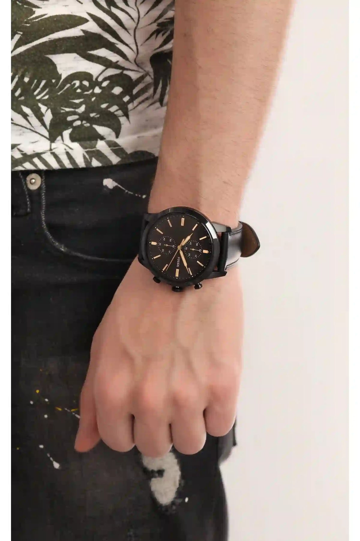  Shop Authentic Fossil Goodwin Chronograph Black Dial Black Leather Strap Watch for Men - FS5585 - Luxxuri