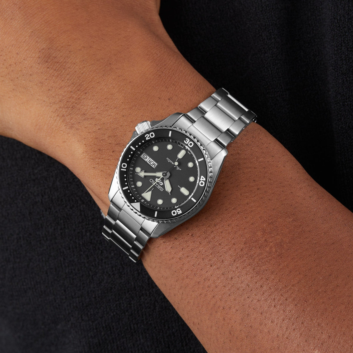  Shop Authentic Seiko 5 Sports SKX Automatic Black Dial Silver Steel Strap Watch For Men - SRPK29K1 - Luxxuri