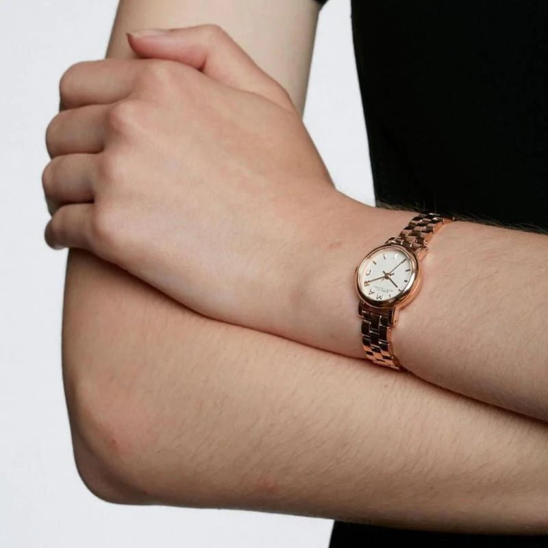  Shop Authentic Marc Jacobs Baker White Dial Rose Gold Steel Strap Watch for Women - MBM3248 - Luxxuri