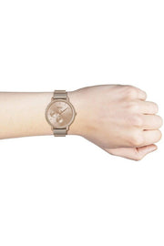  Shop Authentic Hugo Boss Infinity Carnation Gold Dial Gold Mesh Bracelet Watch for Women - 1502519 - Luxxuri