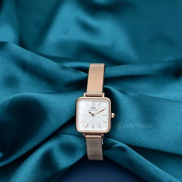  Shop Authentic Daniel Wellington Quadro Studio White Dial Rose Gold Mesh Strap Watch For Women - DW00100517 - Luxxuri