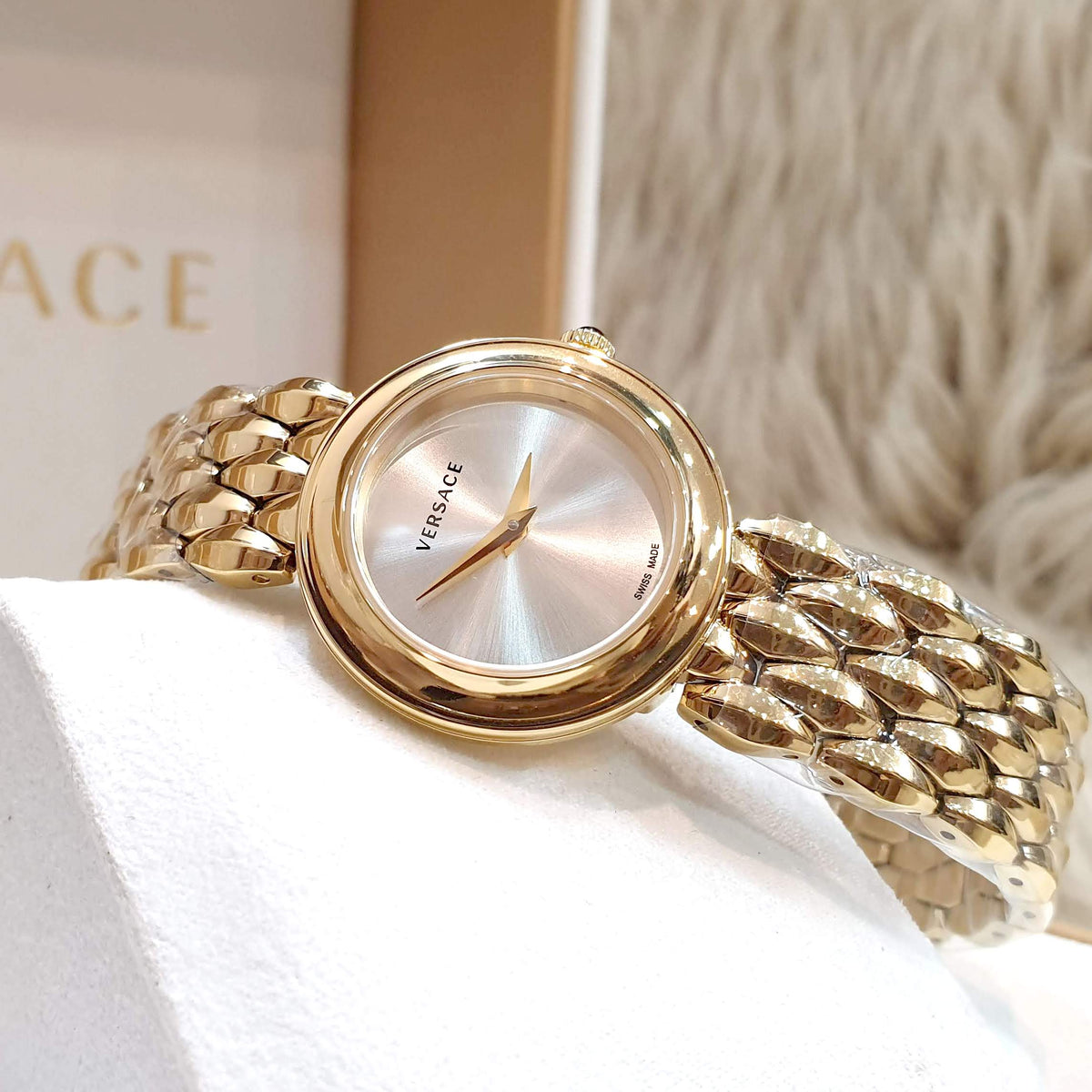  Shop Authentic Versace V-Flare Quartz Silver Dial Gold Steel Strap Watch for Women - VEBN00718 - Luxxuri