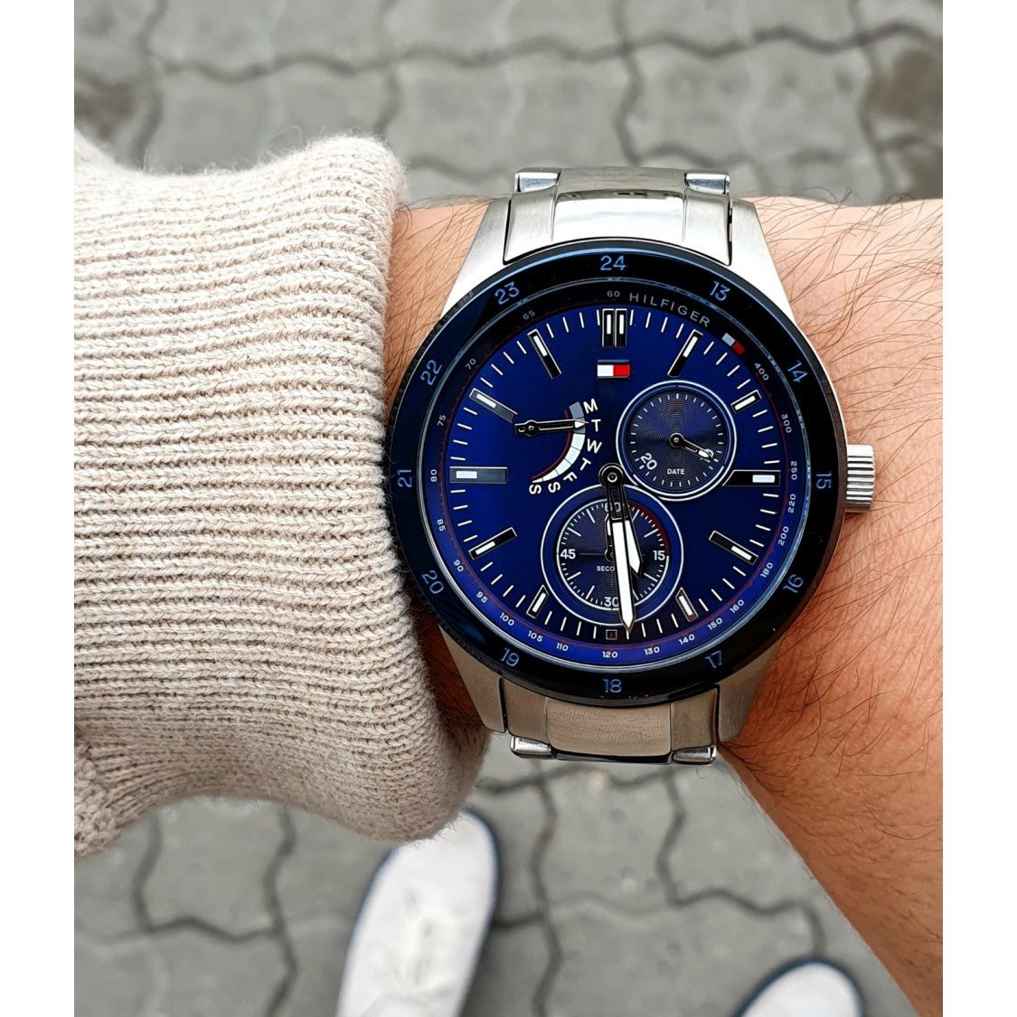  Shop Authentic Tommy Hilfiger Austin Blue Dial Silver Steel Strap Watch for Men - 1791640 - Luxxuri