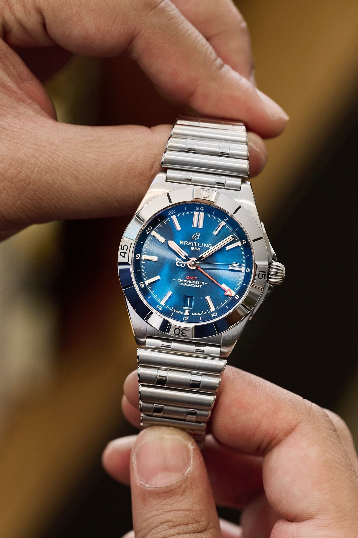  Shop Authentic Breitling Chronomat GMT 40 Blue Dial Silver Steel Strap Watch for Men - A32398101C1A1 - Luxxuri
